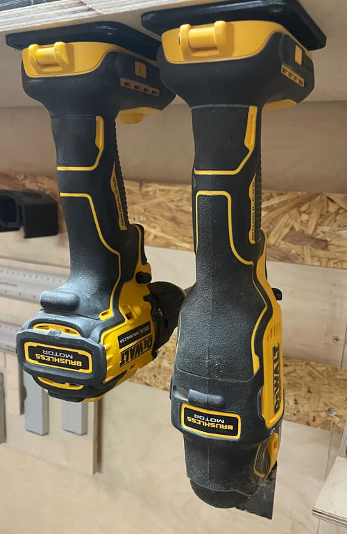 Dewalt 18v startpakke - 17 holdere til batteri og verktøy