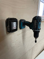 Makita 18v startpakke - 17 holdere til batteri og verktøy